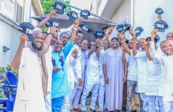 Barrister Seun Ashamu: The Silent Achiever Behind Many Success Stories in Oyo Politics By : Apostle Asimiyu