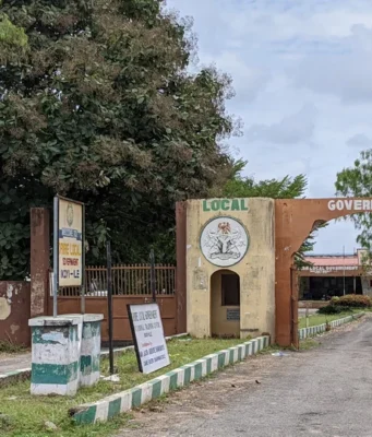 Despite N13bn Allocation, Orire Schools Remain Unfenced, Communities Vulnerable — Group