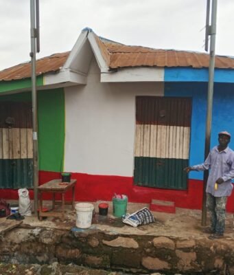 Oyo 2027: Billboard Drama Deepens as Oloko’s Office Turns APC Colours, Amid Defection Rumours