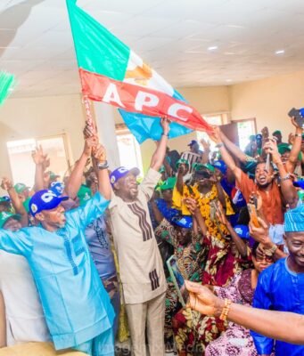 Oyo 2027: PDP, Accord Members Dump Parties, Join APC Ahead of 2027 Elections